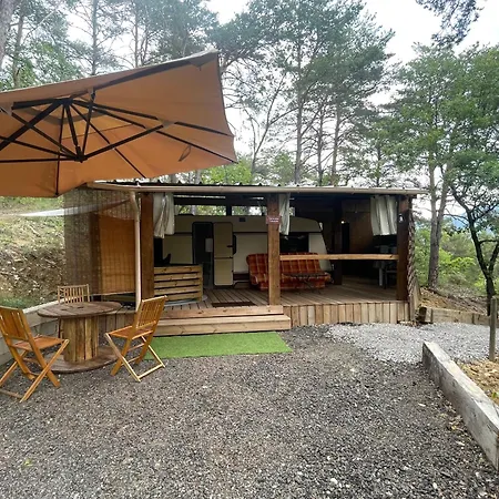 Campsite Caravanes De Provence *
